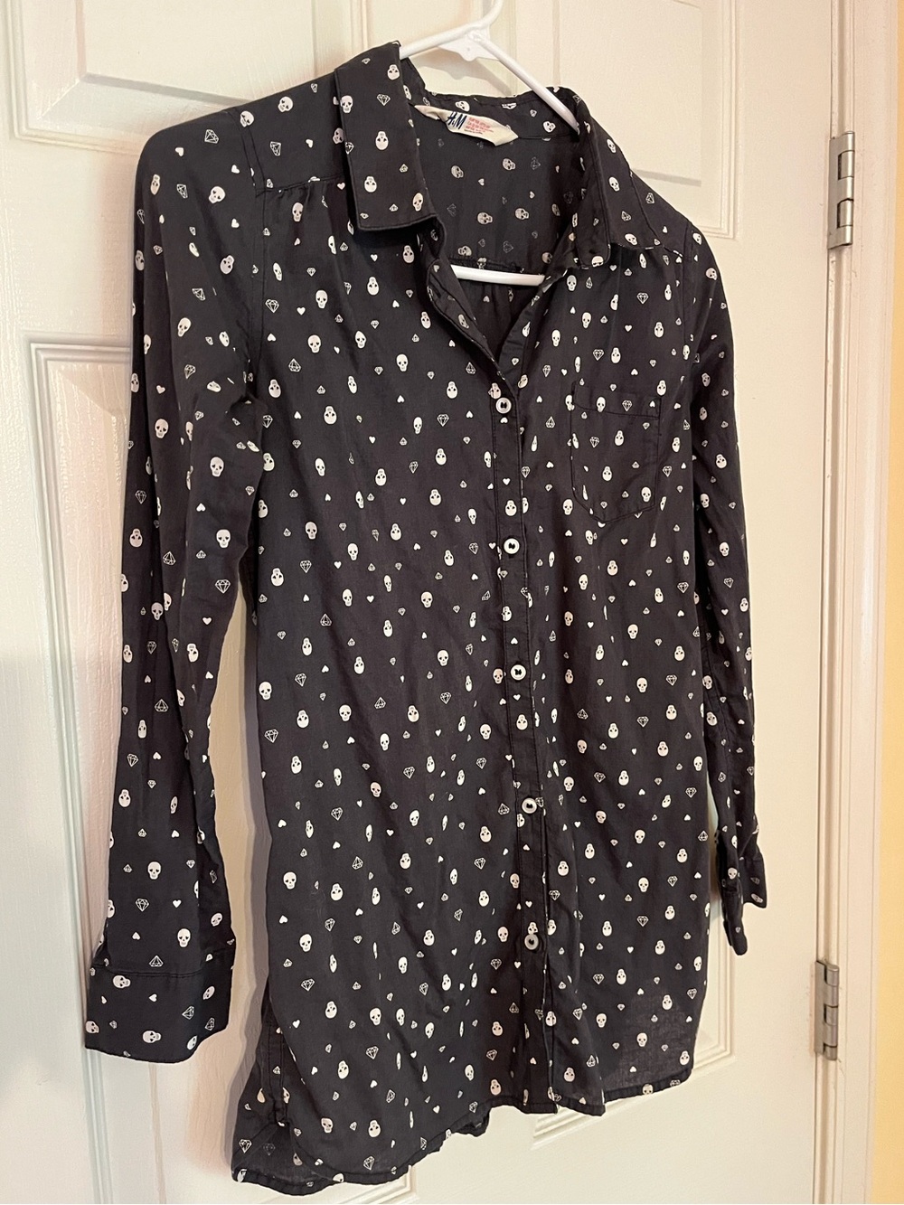 H&M Girls Skull & Diamond Print Button Down Shirt Black - Size 12/13Y (Fits WXS)
